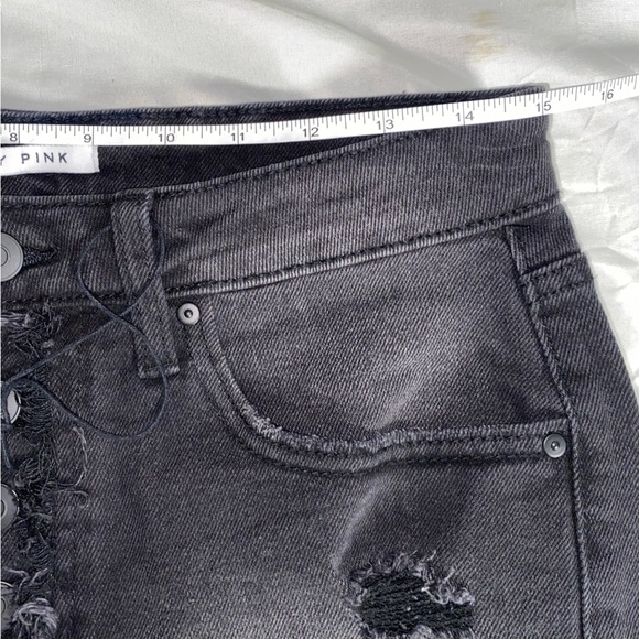 NWT Celebrity Pink Mid Rise The Sugar Booty Short, Size 9/29, Black - Picture 5 of 8